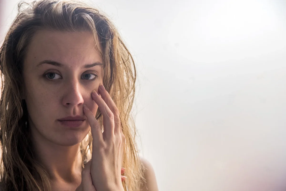 teint gris causes et solutions 